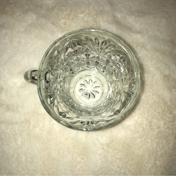 Vintage Anchor Hocking 12 Cups (Part of the Arlington Design Punch Set) - Picture 5 of 9